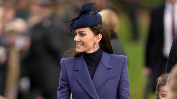 Britain&#39;s Kate, the Princess of Wales, William, the Prince of Wales, arrive behind King Charles III and Queen Camilla to attend the Christmas day service at St Mary Magdalene Church in Sandringham in Norfolk, England, Monday, Dec. 25, 2023.(AP Photo/Kin Cheung)